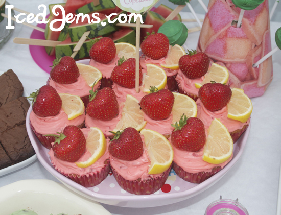 Strawberry Lemonade Cupcakes