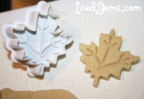 Maple Leaf Plunger Cutter