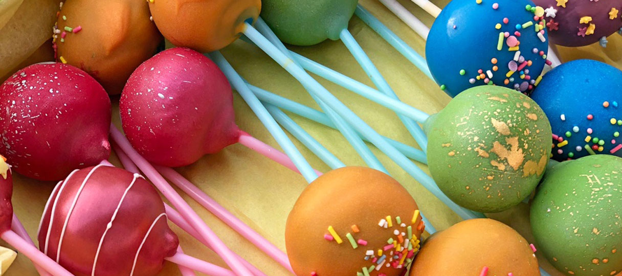 Easter Cake Pops - A Classic Twist